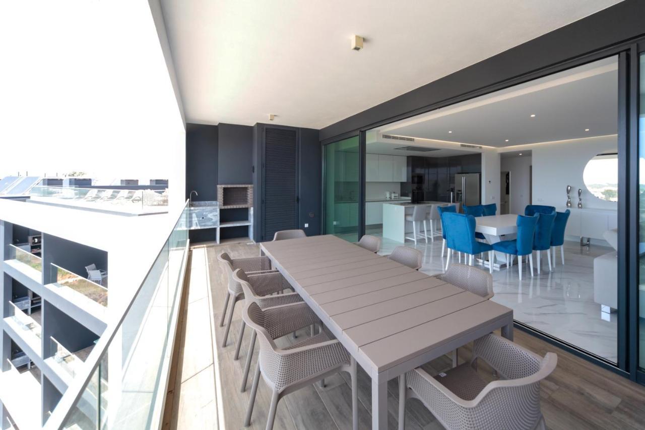 Luxury With Stunning Sea Views Appartement