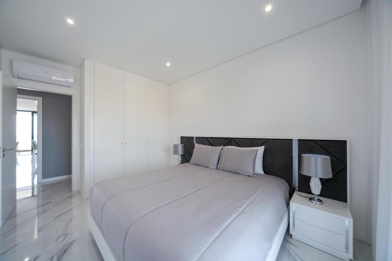Luxury With Stunning Sea Views * Portimão