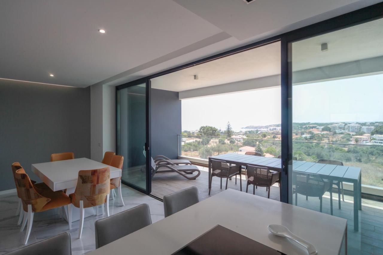 Luxury With Stunning Sea Views Apartment *
